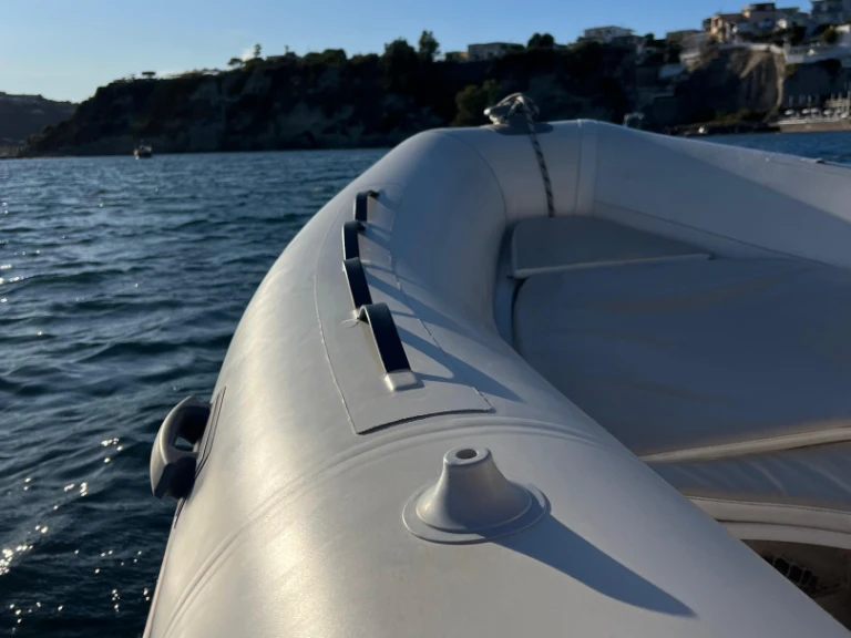 Boot mieten Torre Annunziata günstig Valiant 550 Classic