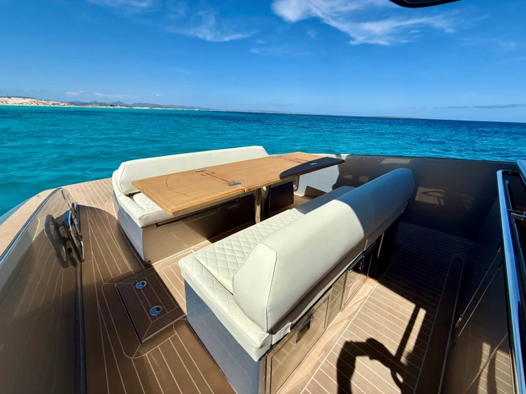 Bootsverleih Solaris Power Solaris Power Open 40 Spanien Samboat