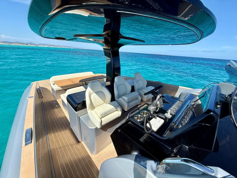 Motorboot mieten in Spanien zum besten Preis