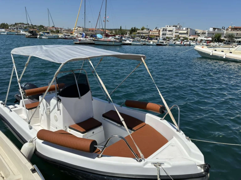 Athrakiboats TRITON mieten Néa Moudhaniá