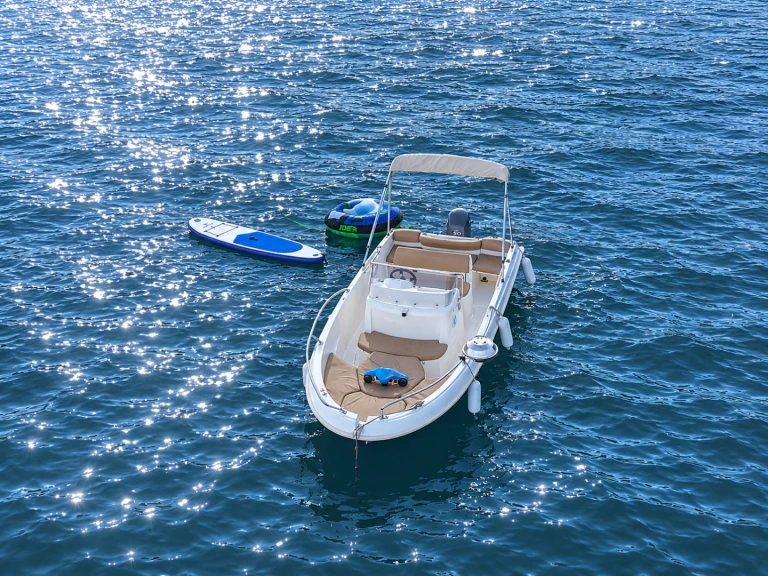 Motorboot mieten in Marseille - Jeanneau Cap Camarat 5.1 CC Style