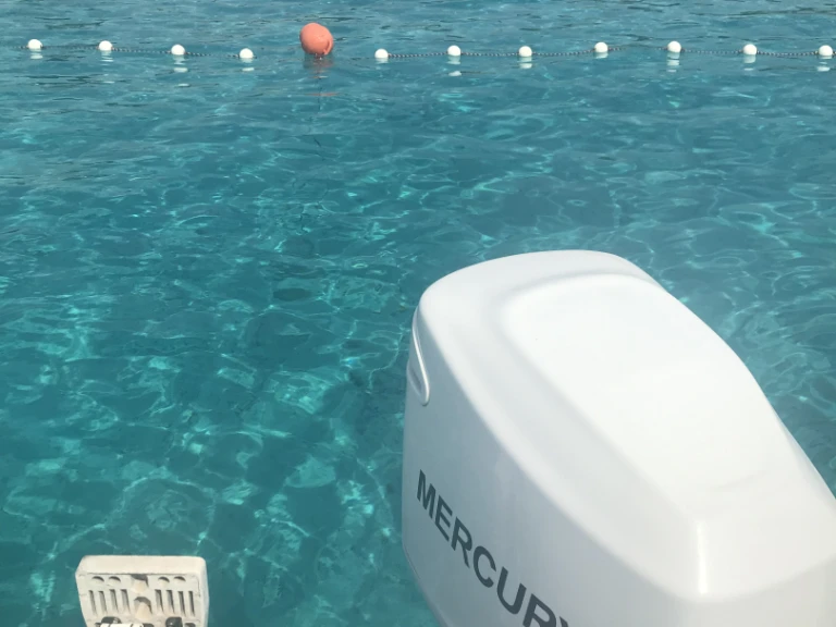 Motorboot mit oder ohne Skipper Quicksilver mieten in Split