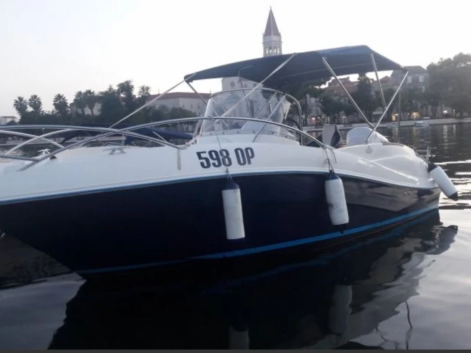 Bootsverleih Quicksilver Quicksilver 635 Commander Split Samboat