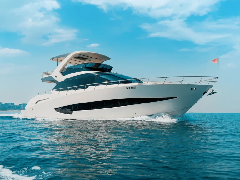 Yacht mit oder ohne Skipper  mieten in Dubai Marina