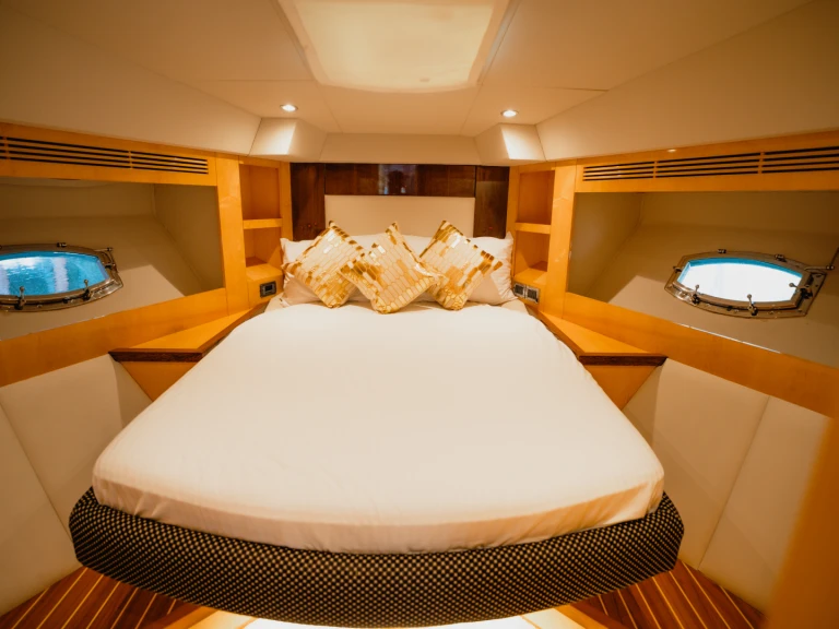 Boot mieten Dubai Marina günstig Luxury Motor Yacht X3