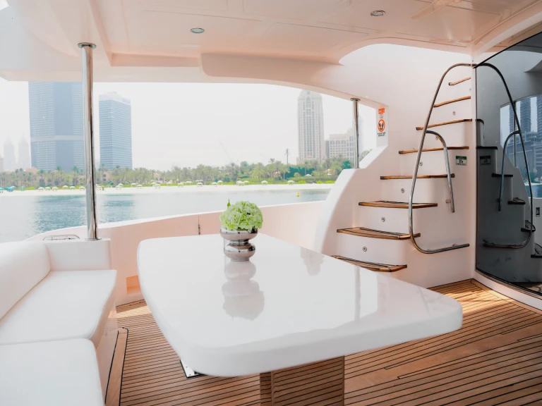Boot mieten Dubai Marina günstig Luxury Motor Yacht X35