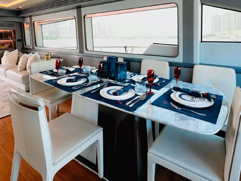 Yacht mit oder ohne Skipper  mieten in Dubai Marina