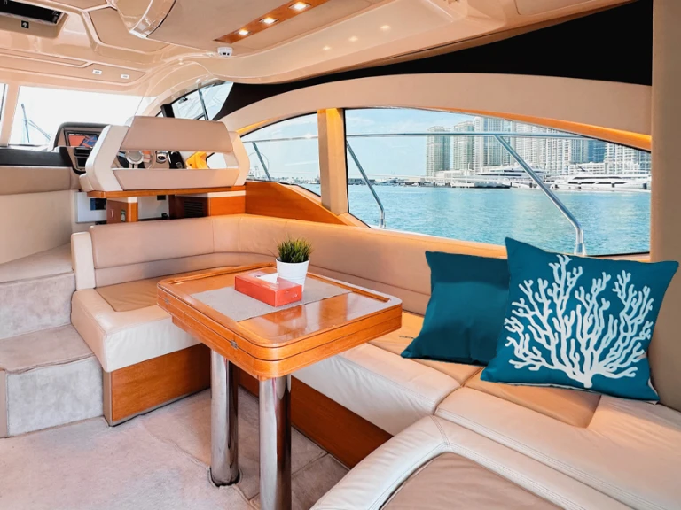 Boot mieten Dubai Marina günstig Azimut 50 X33
