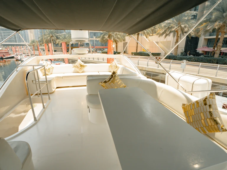 Yacht mit oder ohne Skipper  mieten in Dubai Marina
