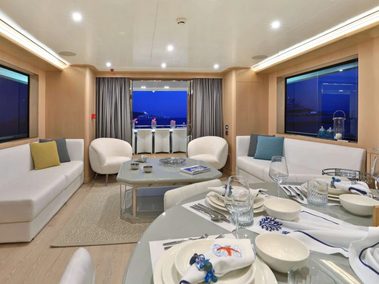 Ein Aegean Build UKIEL mieten in Olbia