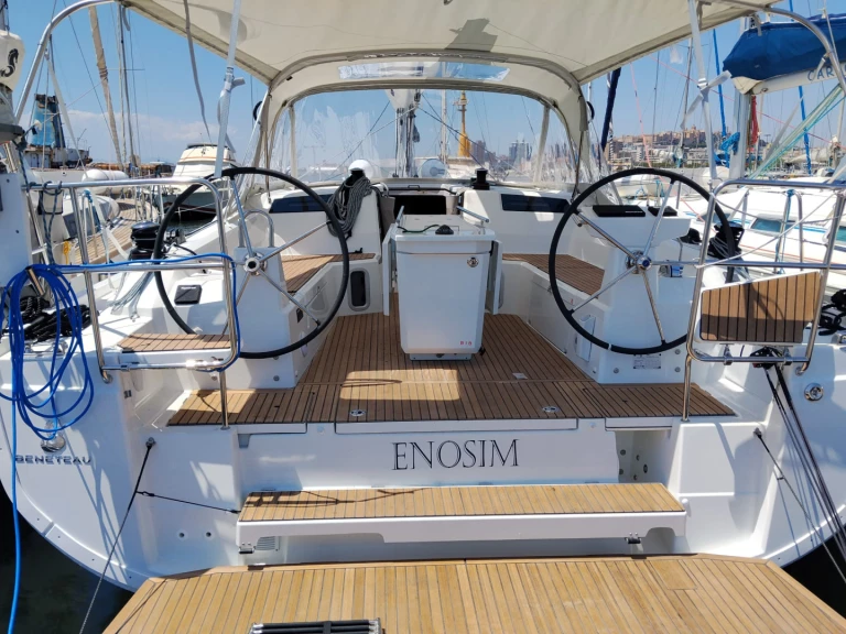 Bénéteau Oceanis 40.1 mieten Carloforte