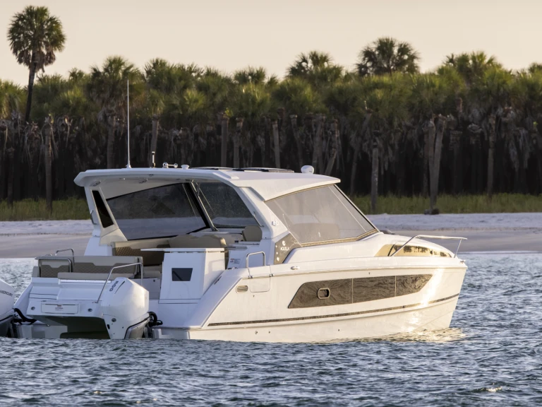 Motorboot mit oder ohne Skipper Aquila mieten in Cannigione di Arzachena