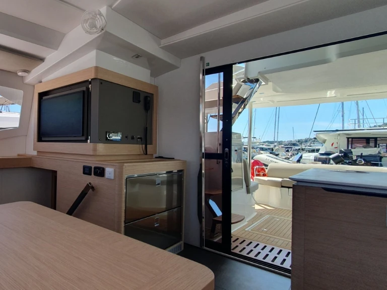 Bootsverleih Fountaine Pajot FP 44 Seget Donji Samboat