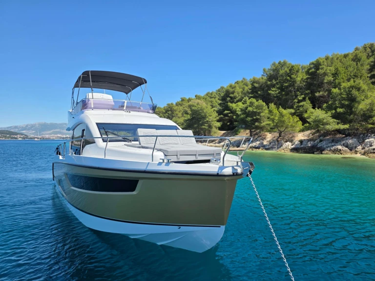 Vermietung Yacht Sealine mit Führerschein