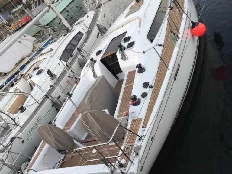 YachtCharter in Marseille - Dehler Dehler 38 auf SamBoat