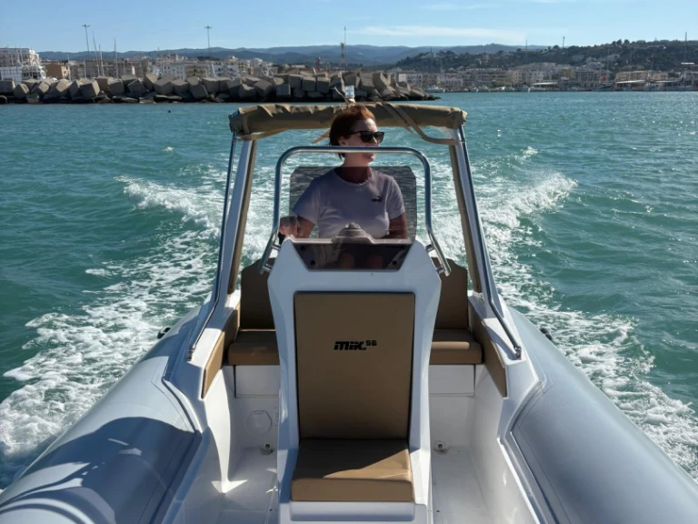 Ein Micucci Mik Boat 560 mieten in Vieste