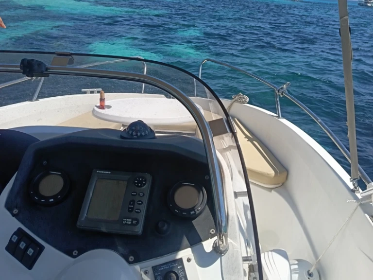 Motorboot mit oder ohne Skipper Bénéteau mieten in Mandelieu-la-Napoule