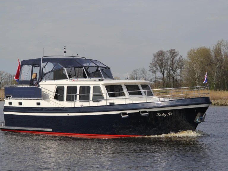 Vermietung Motorboot privateer mit Führerschein