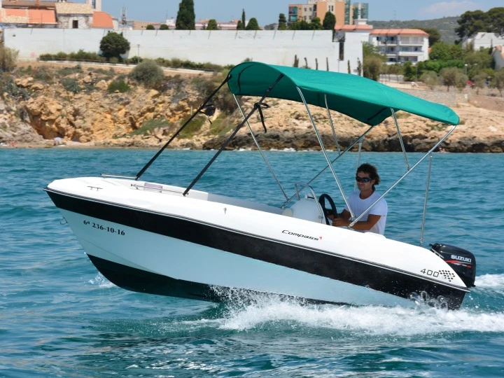 Boot mieten Sitges günstig Compass 400 GT