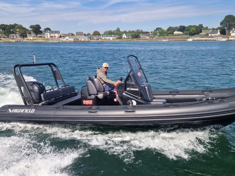 Schlauchboot mieten in La Trinité-sur-Mer zum besten Preis