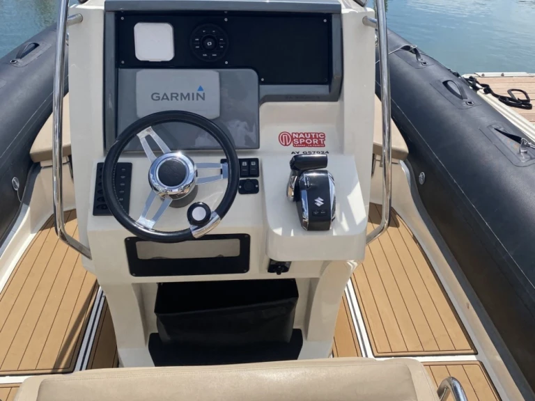 Schlauchboot mieten in La Trinité-sur-Mer - Bwa SPORT 28 GTO