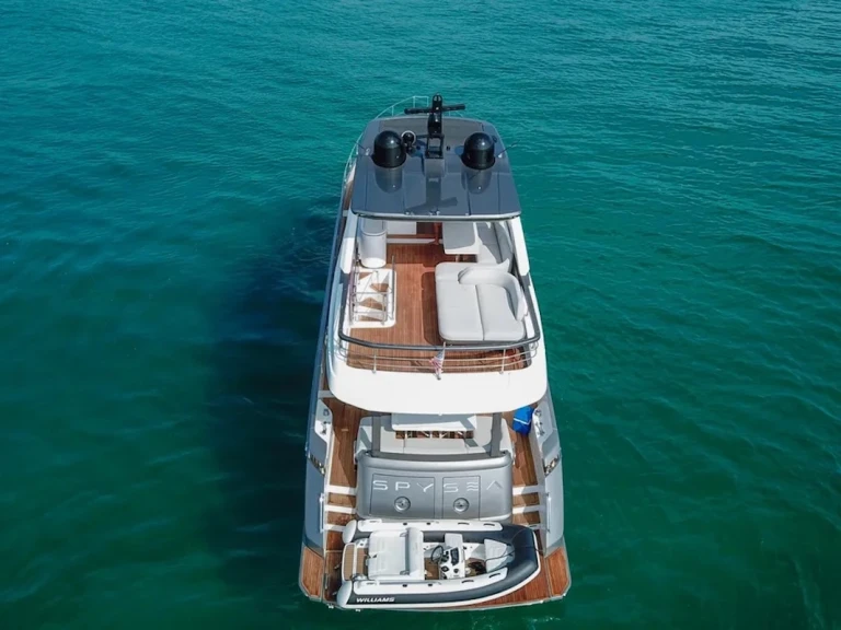 Vermietung Yacht Azimut mit Führerschein