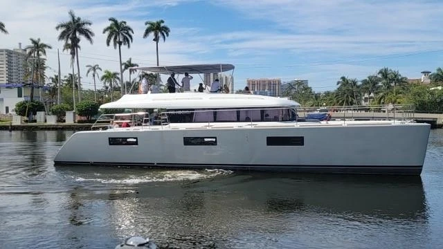 Lagoon 620 Power Catamaran mieten Key West