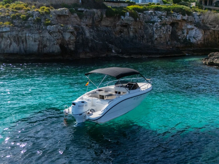 Ein Eolo 6.9 EL mieten in Palma de Mallorca