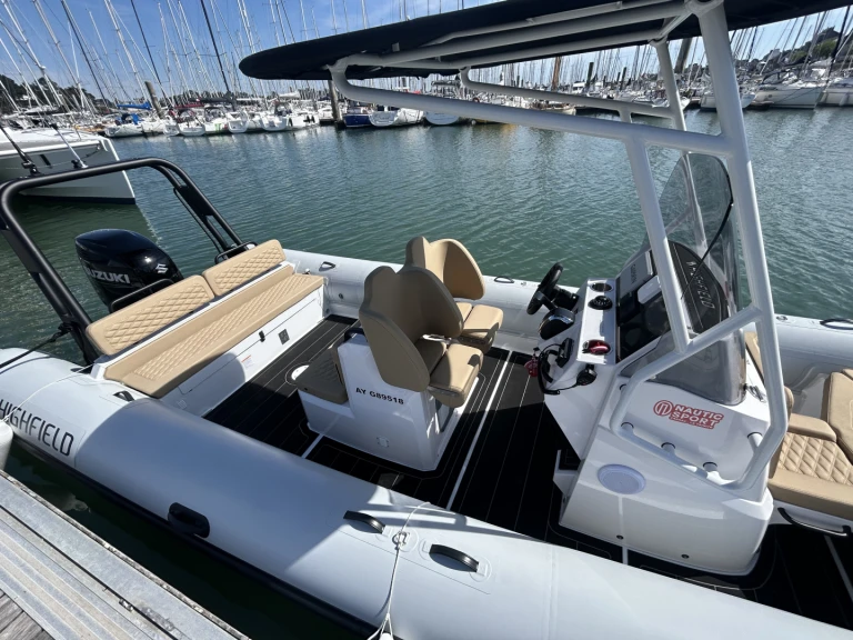 Schlauchboot mieten in La Trinité-sur-Mer zum besten Preis