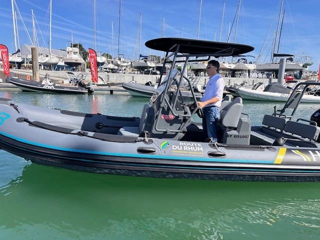 Ein Highfield Patrol 660 mieten in La Trinité-sur-Mer