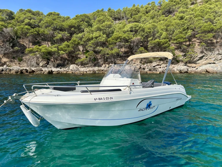 Bootsverleih Pacific Craft Pacific Craft 625 Open Roses Samboat