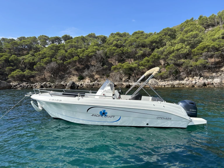 Motorboot mieten in Roses zum besten Preis