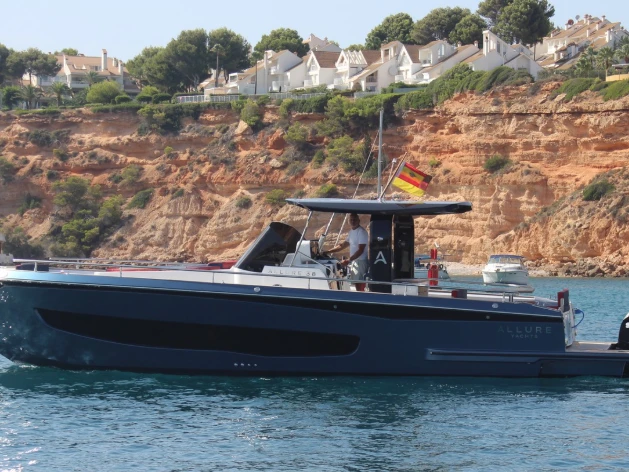 Motorboot mit oder ohne Skipper italyure mieten in El Toro
