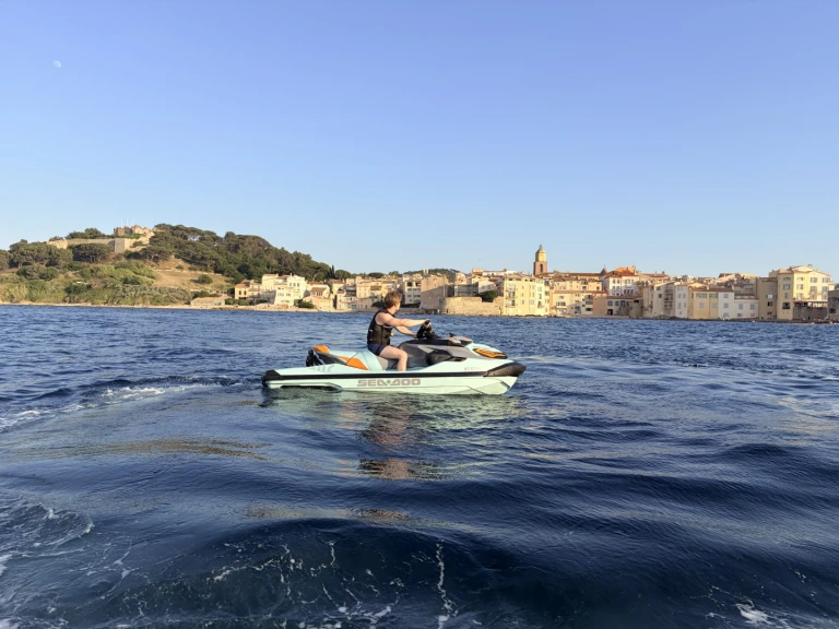 Boot mieten Saint-Tropez günstig Wakepro 230