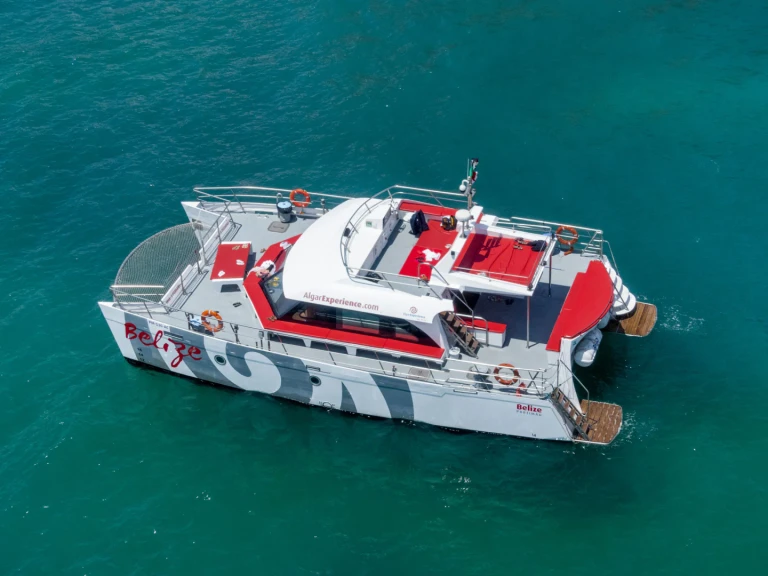 Nautiber Custom mieten Vilamoura