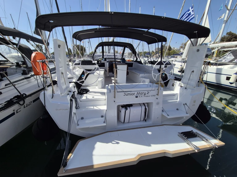 Segelboot mieten in Álimos - Dufour Dufour 44