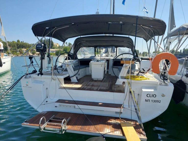 Vermietung Segelboot Bénéteau mit Führerschein