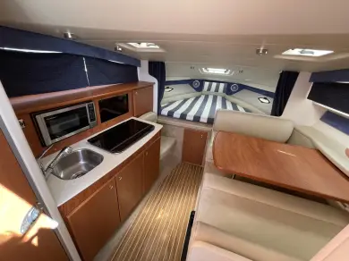 Ein Bayliner Bayliner 285 Cruiser mieten in Nizza