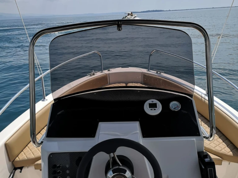 Motorboot mieten in Barcelona zum besten Preis