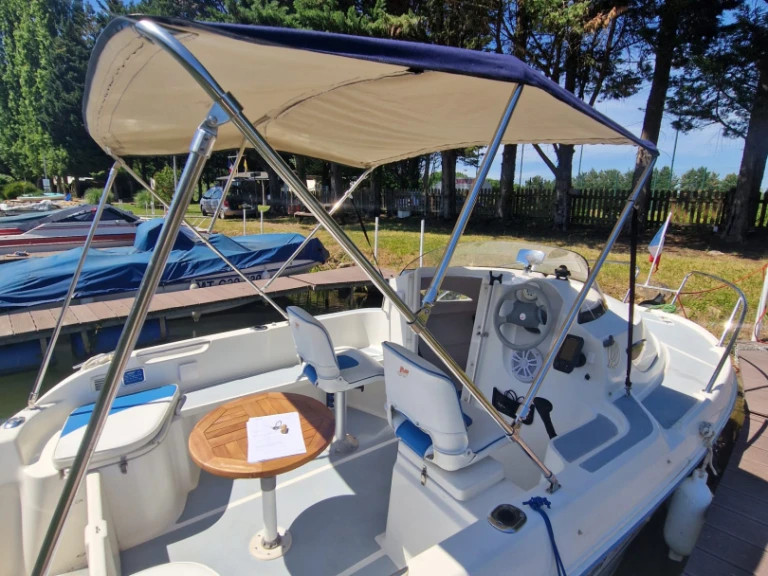 Motorboot mit oder ohne Skipper Quicksilver mieten in Frankreich
