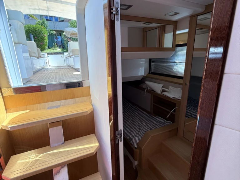 Ein Ulisse 2000 Napoli UNICA 42 mieten in Port Grimaud