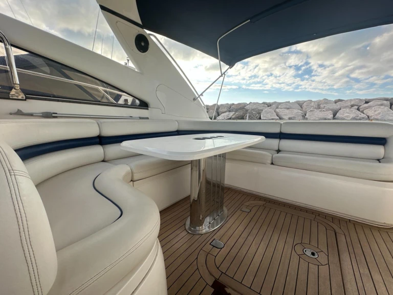 Boot mieten Cannes günstig Princess V50