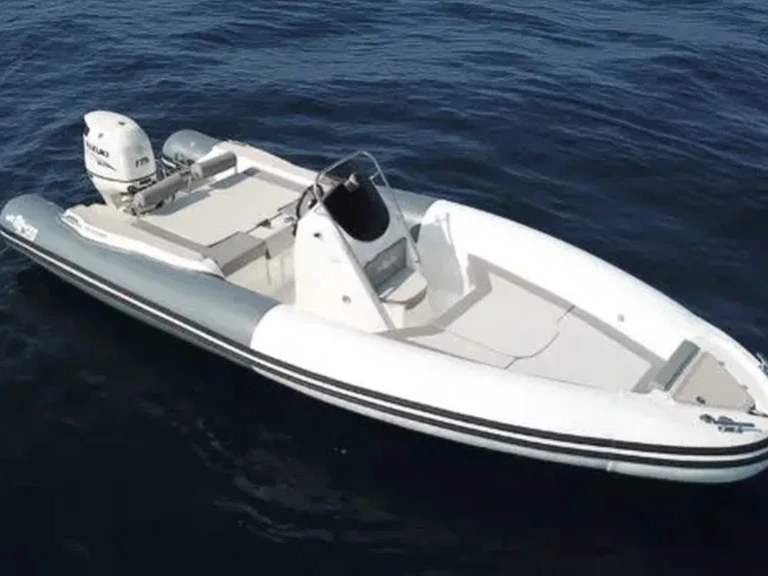 Boot mieten Carnon-Plage günstig Wave 24