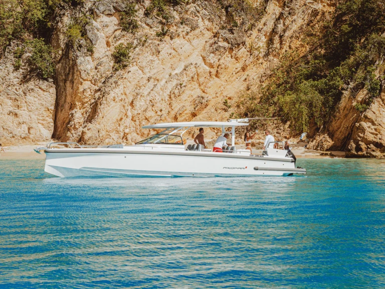 YachtCharter in Baie Nettlé - Axopar Axopar 37 Sun-Top auf SamBoat