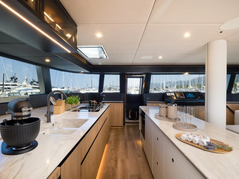 YachtCharter in Kaštel Gomilica - Sunreef Sunreef 60 auf SamBoat