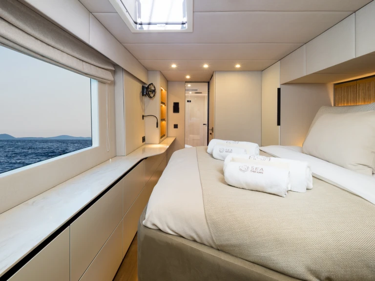 Katamaran mieten in Kaštel Gomilica zum besten Preis
