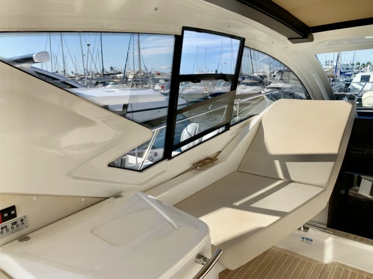 Yacht mieten in Antibes - Cranchi M 44