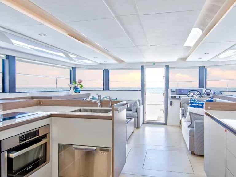Boot mieten Gouviá günstig Leopard 46 Powercat
