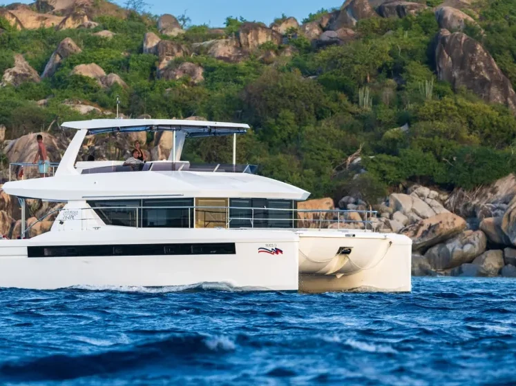 Leopard Leopard 46 Powercat mieten Road Town