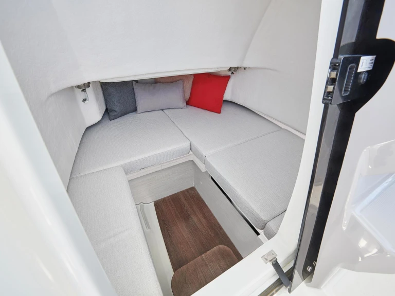 YachtCharter in Rapallo - Jeanneau Cap Camarat 7.5 CC auf SamBoat